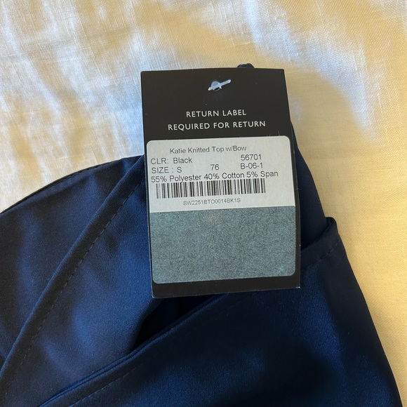 Katie Knitted Top w/Bow - Picture 2 of 4